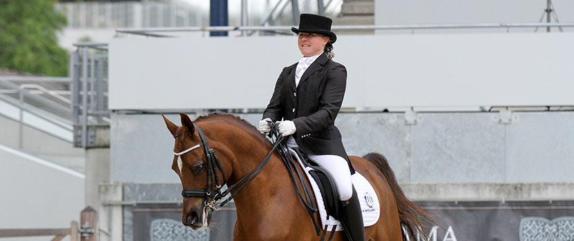 Maika W Nikolajsen – elite dressage rider sponsored by Danish Fibres